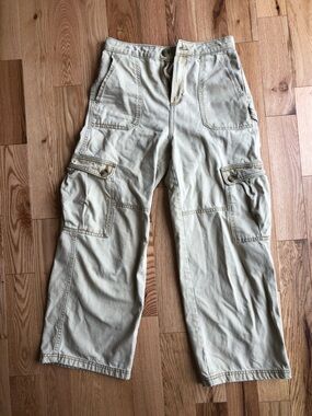 BDG Khaki Wide-Leg Cargo Pants